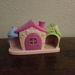 Littlest Pet Shop Pink and Green Cottage